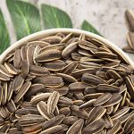 מכונת אריזת vffs אוטומטית לגרעיני חמניות במשקל 10 ק"ג